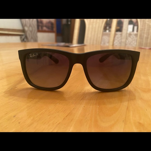 Ray Ban sunglasses - In great condition main image 5